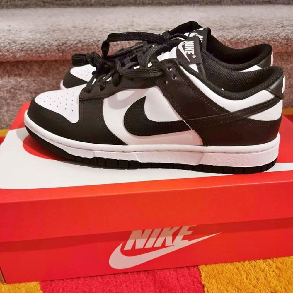 Nike panda dunks low 6y 7.5w